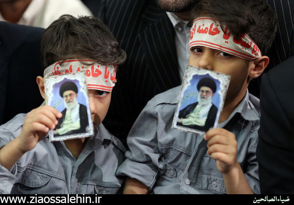 دیدار مسئولان نظام و سفرای کشورهای اسلامی با رهبر انقلاب