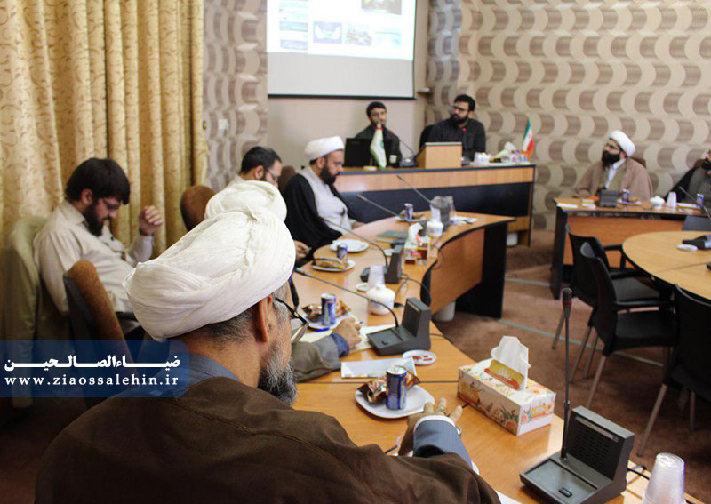 نشست تجلیل و تحلیل از فعالان فضای مجازی نشست تجلیل و تحلیل از فعالان فضای مجازی