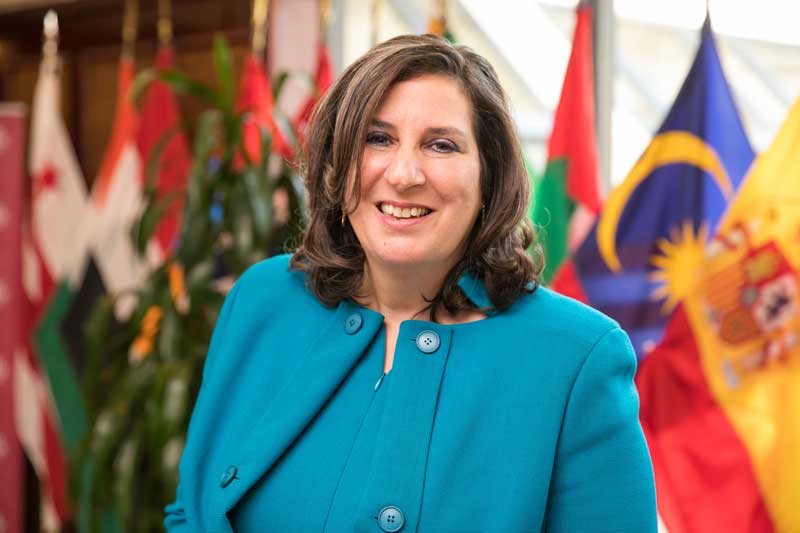 برندا شیفر (Brenda Shaffer)
