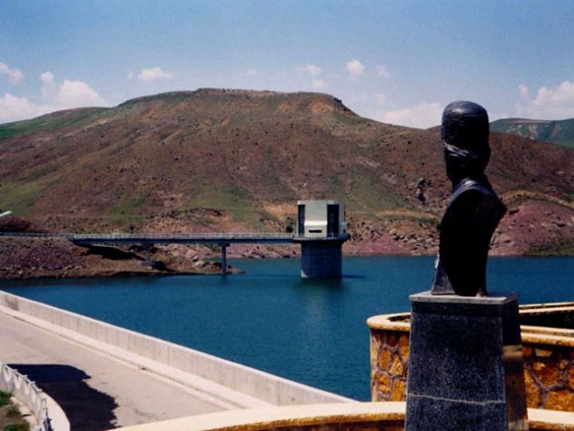 sattarkhan-dam001.jpg