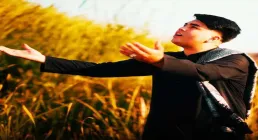 نماهنگ «تکیه گاه» با نوای سید احسان حسنی (فیلم، صوت، متن) | ویژه اربعین حسینی