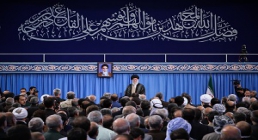 مراسم شب خاطره دفاع مقدس دیدارهای رهبر انقلاب