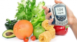 خوراکی‌هایی مفید برای مبتلایان به دیابت و چربی خون در ایام تعطیلات
