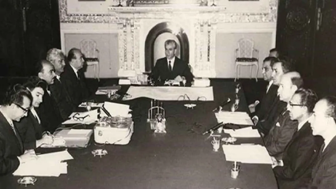 بهائیان از پهلوی ها چه می خواستند؟