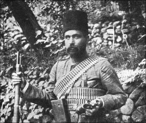 كشته شدن "یپرم خان اَرمنی" از قاتلان شیخ "فضل اللَّه نوری"(گنجینه تصاویر ضیاءالصالحین)