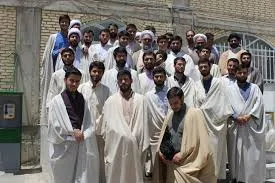 حوزهی علمیه؛ تنها راه «سلوك از طریق عقل» نیست