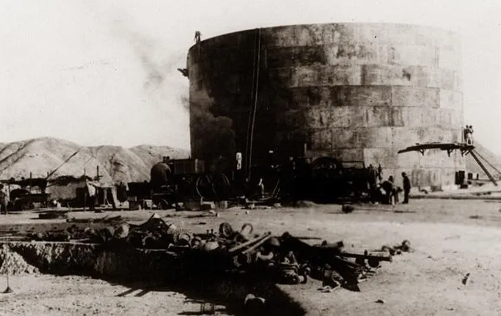 اولین اكتشاف نفت در ایران,شرکت نفت دارسی,مسجدسلیمان,گنجینه تصاویر ضیاءالصالحین