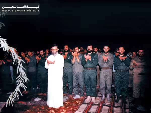 نماز در جبهه